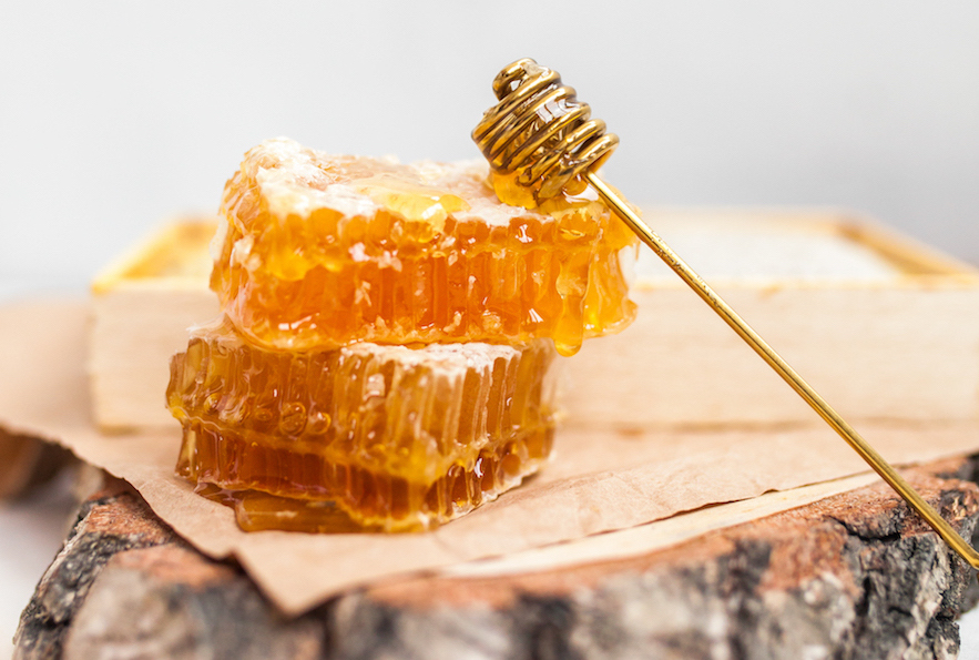 Мёд в сотах: польза и хранение